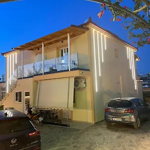 Juli , Ksamil Albania