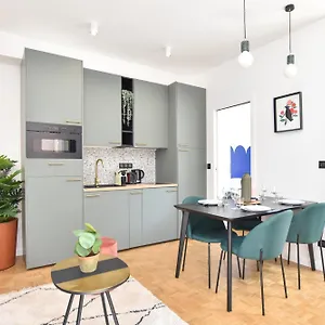 Apartment Cmg - Tour Eiffel Mademoiselle, Paris